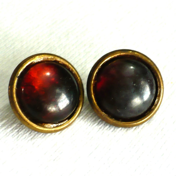 30L Genuine Amber Shank Buttons