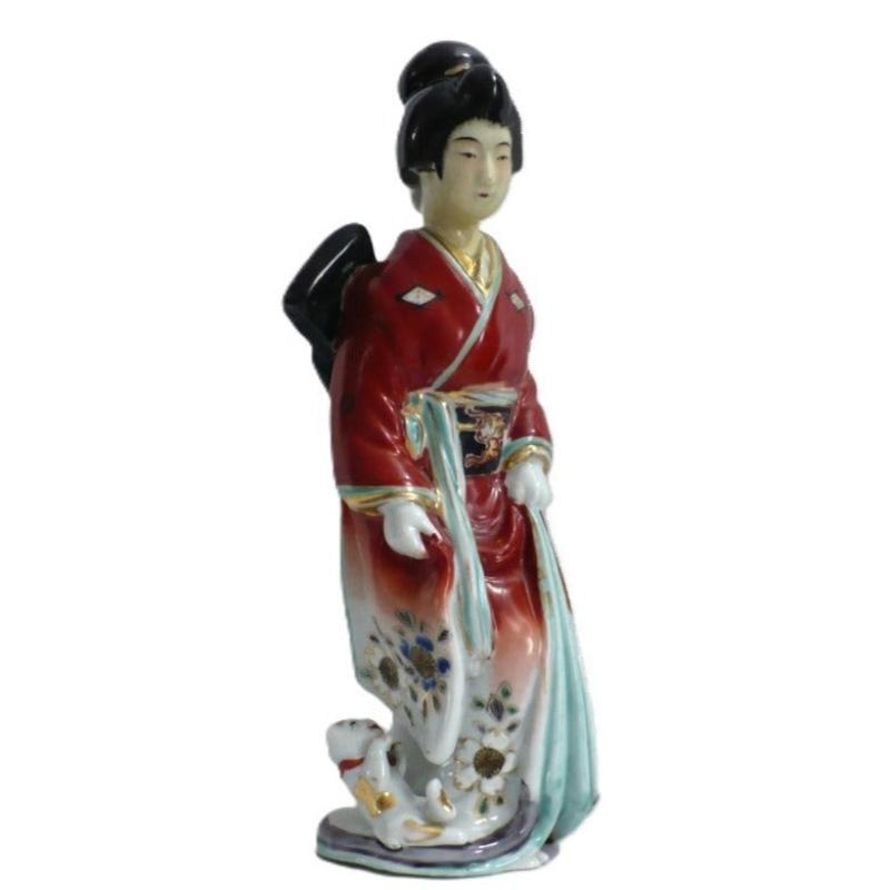 Figurine.