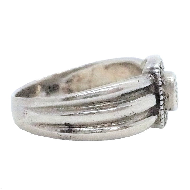 Ring.