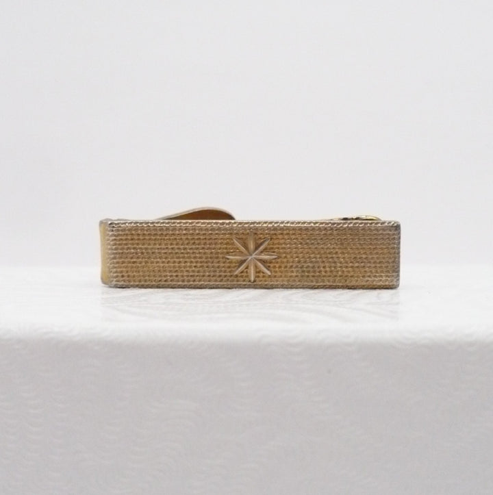 Vintage tie clip, clasp, bar.