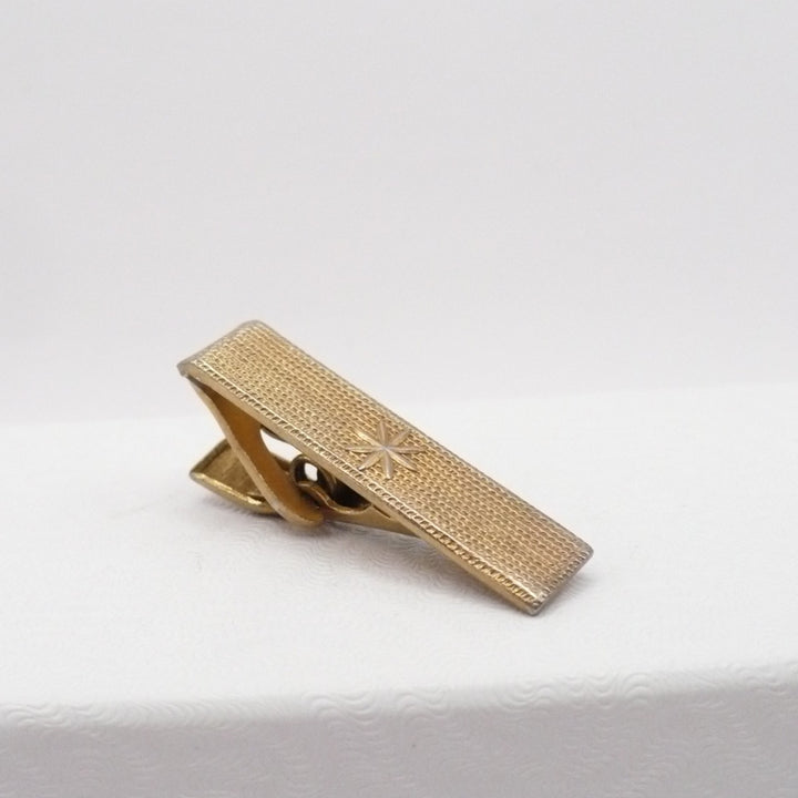 Vintage tie clip, clasp, bar.