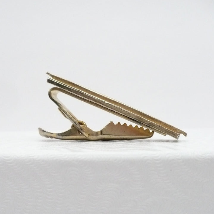 Vintage tie clip, clasp, bar.