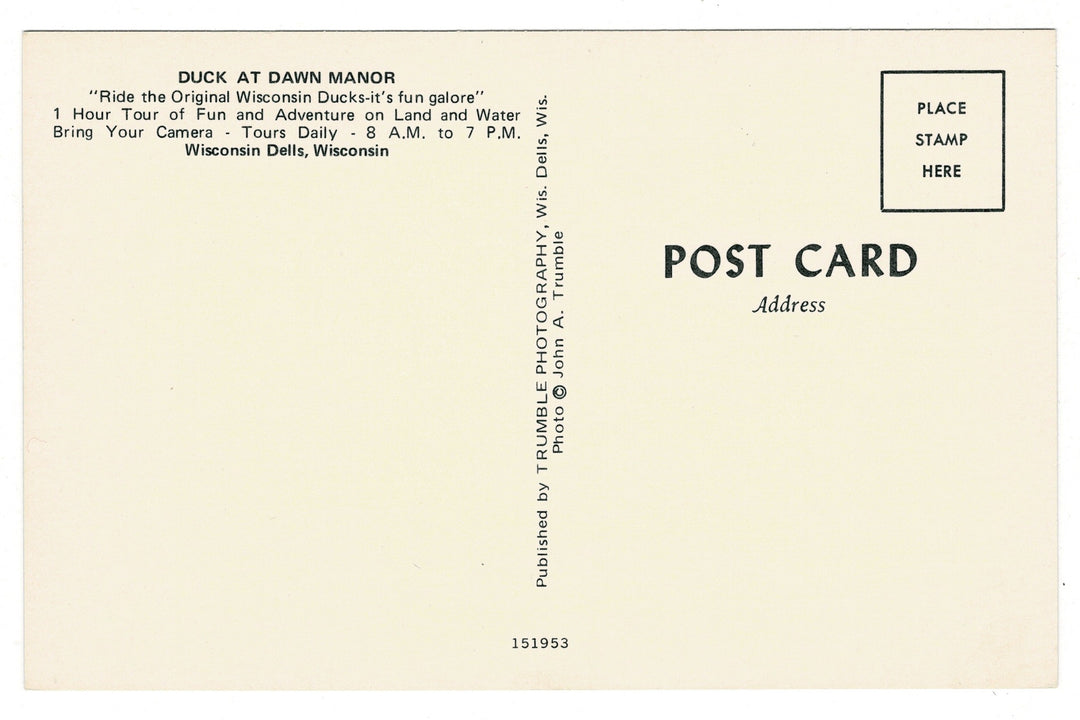 1960s Wisconsin Dells Ducks Tour at Dawn Manor Vintage Postcard, back view.