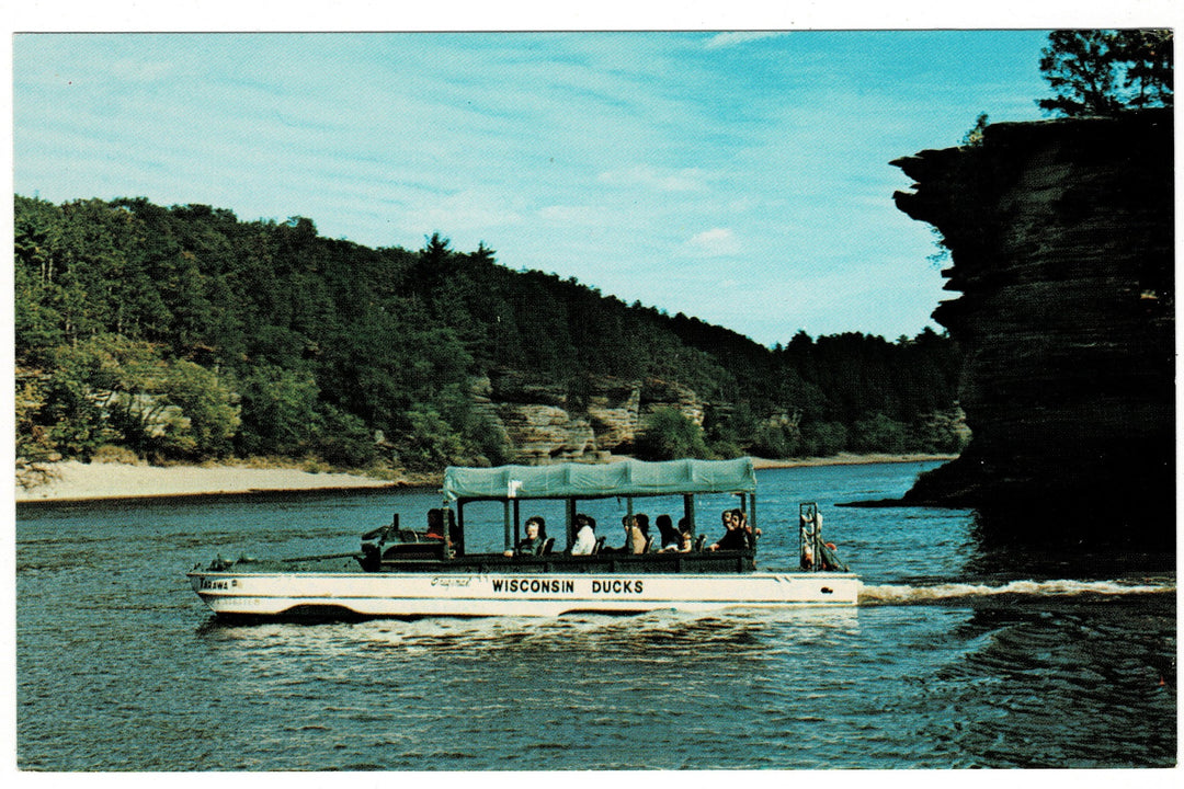 WWII Duck “Tarawa” on the Wisconsin River, The Dells Vintage Postcard.