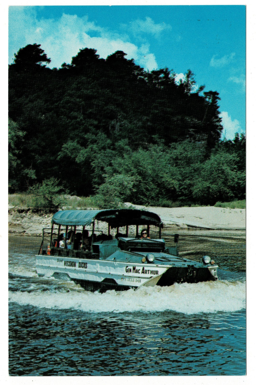  General Mac Arthur Duck, Wisconsin River, The Dells Vintage Postcard.