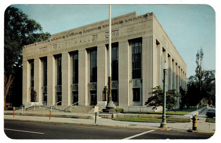 1950s Kalamazoo City Hall, Michigan Rounded Corners Vintage Postcard.