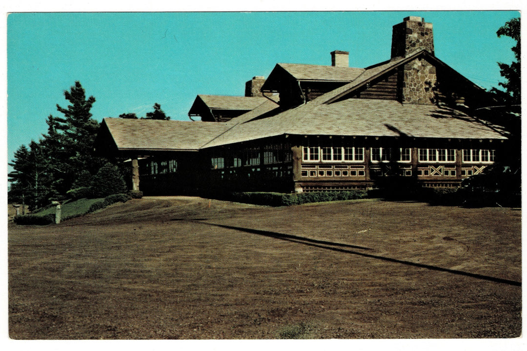  1956 Keweenaw Park Club House Copper Harbor Michigan Vintage Postcard.