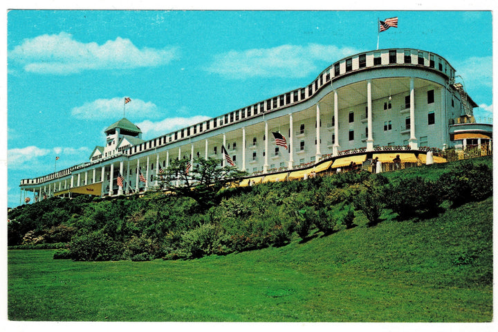  1970s The Grand Hotel, Mackinac Island Michigan Vintage Postcard.