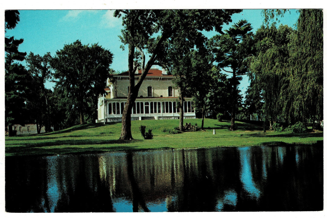 1960s The Villa Louis, Prairie du Chien Wisconsin Vintage Postcard.