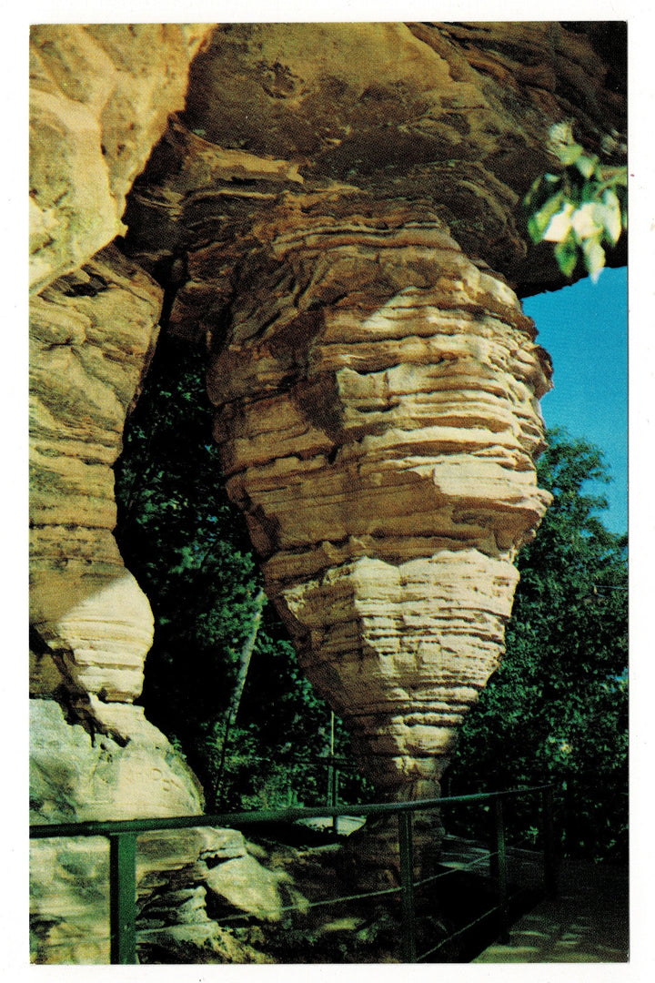  1965 Hornet’s Nest, Upper Wisconsin Dells Vintage Postcard.