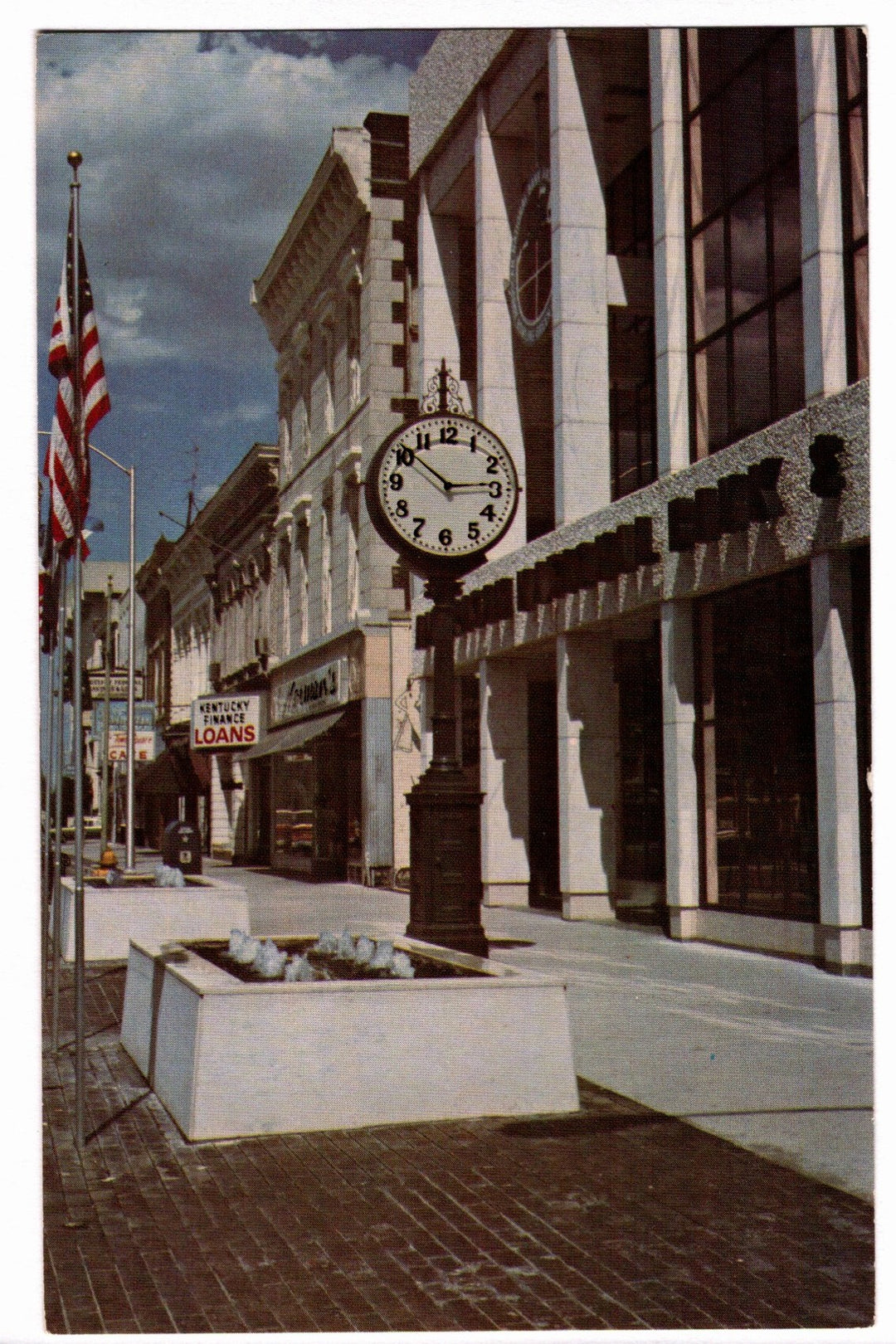  1976 Bicentennial Clock State Street Bowling Green Kentucky Vtg Postcard.