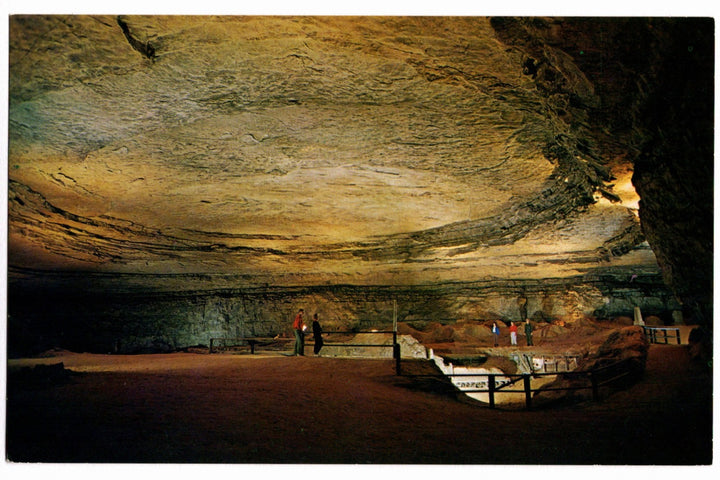 1960s The Rotunda Mammoth Cave Kentucky Vintage Postcard.