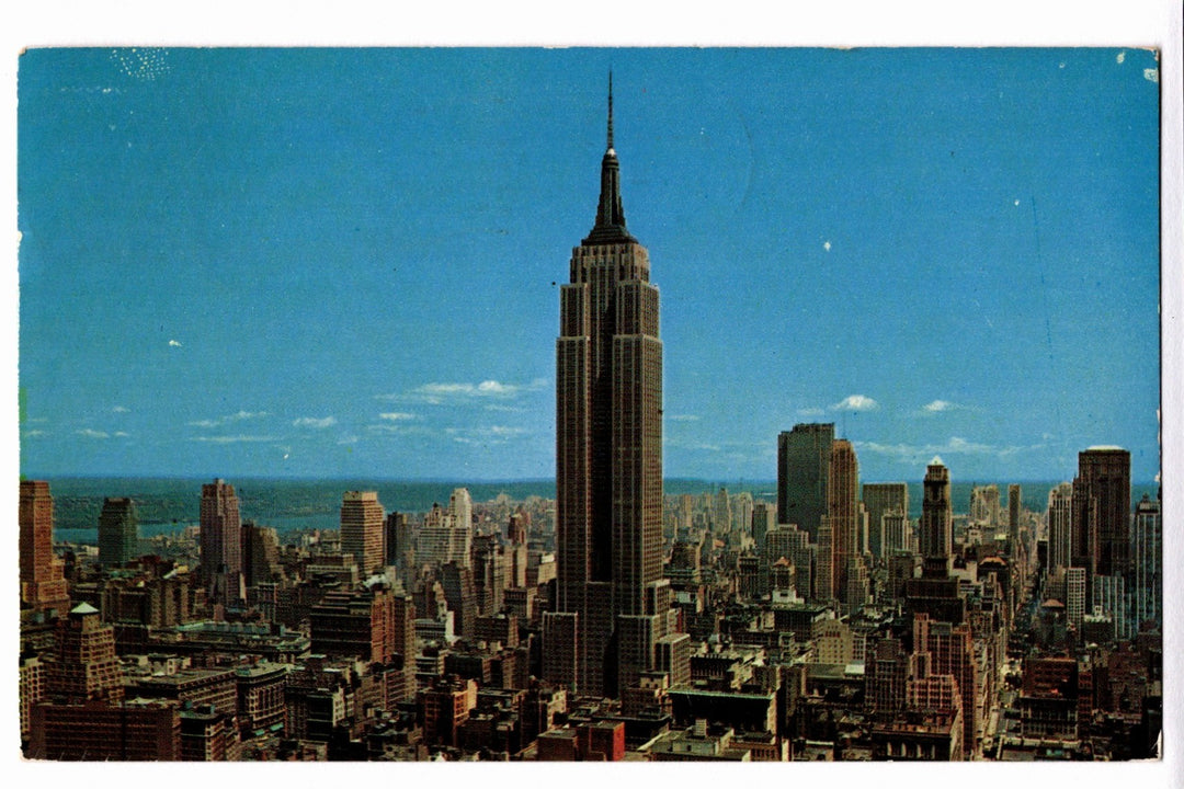 1956 Empire State Building Midtown Skyline New York City Vtg Postcard.
