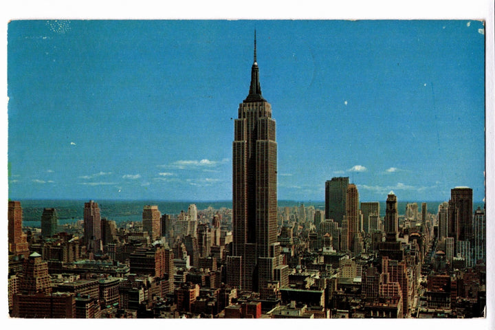 1956 Empire State Building Midtown Skyline New York City Vtg Postcard.