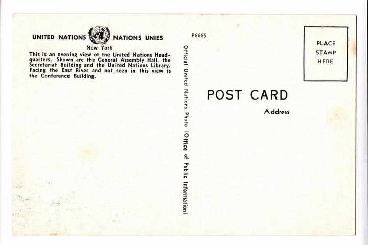 1950s United Nations Headquarters New York Vintage Postcard.