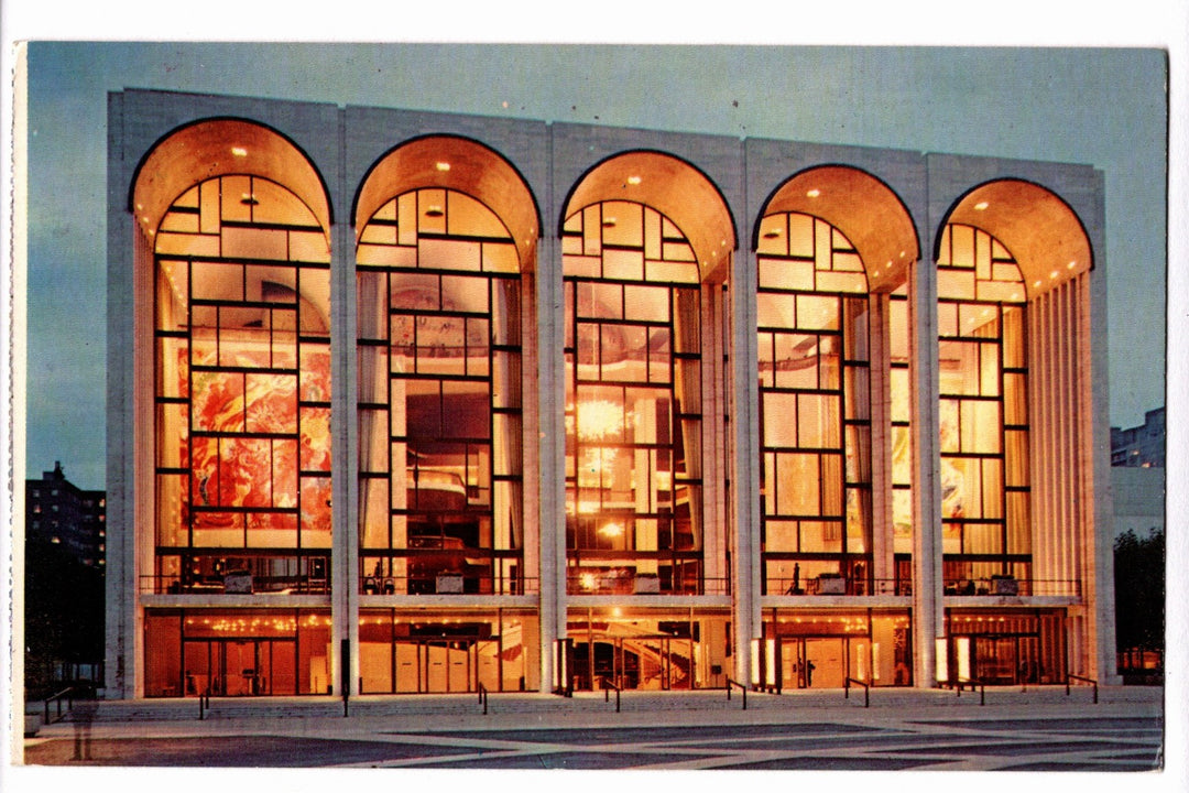1967 The Met Opera House, Lincoln Center, New York City Vtg Postcard.