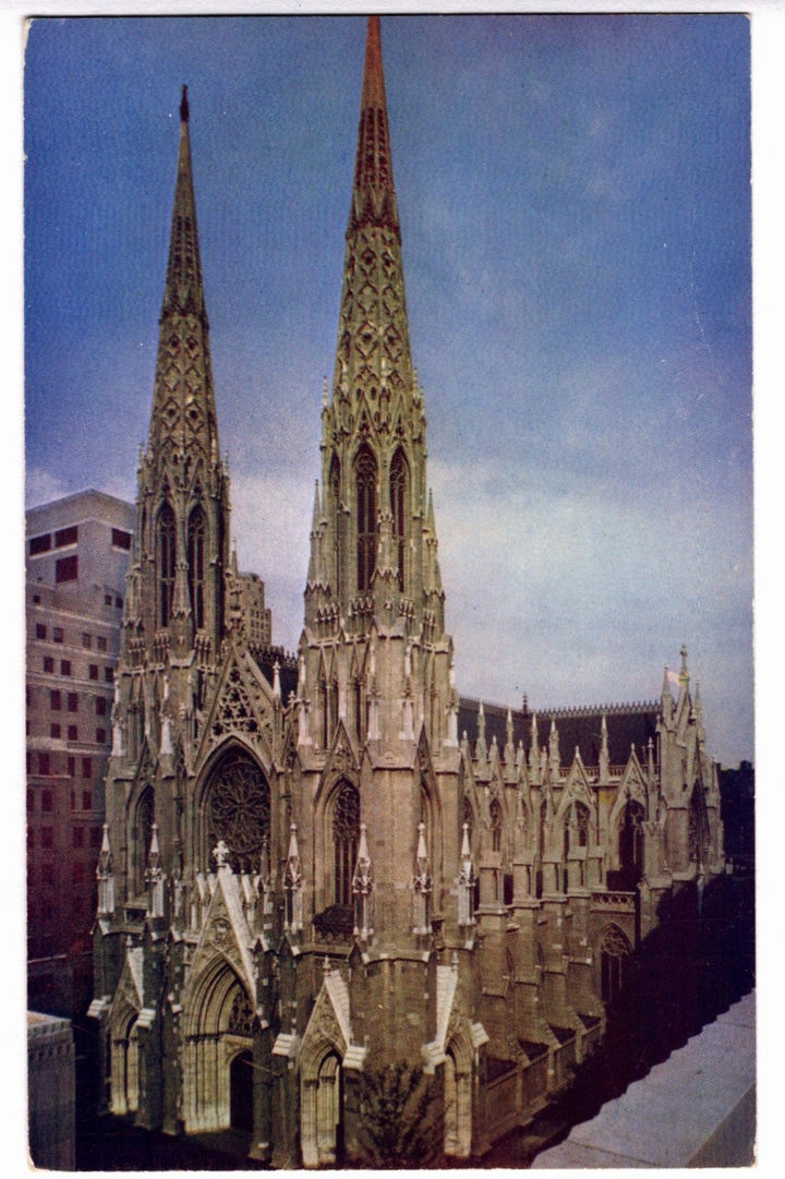 1950s St. Patrick’s Cathedral, Fifth Avenue, New York City Vtg Postcard.