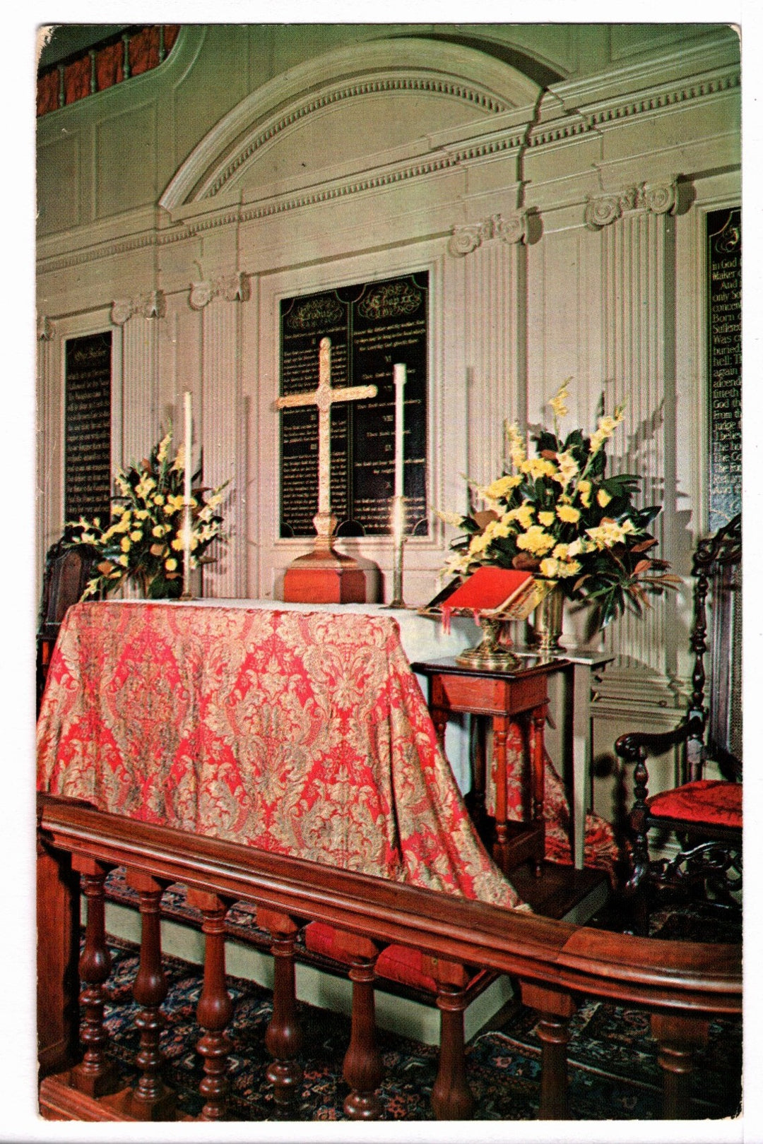 1950 Bruton Parish Church Altar Williamsburg Virginia Vintage Postcard.