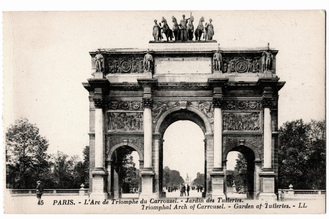 Vintage postcard, black and white phototypie of the Triumphal Arch of Carrousel in Paris, France.