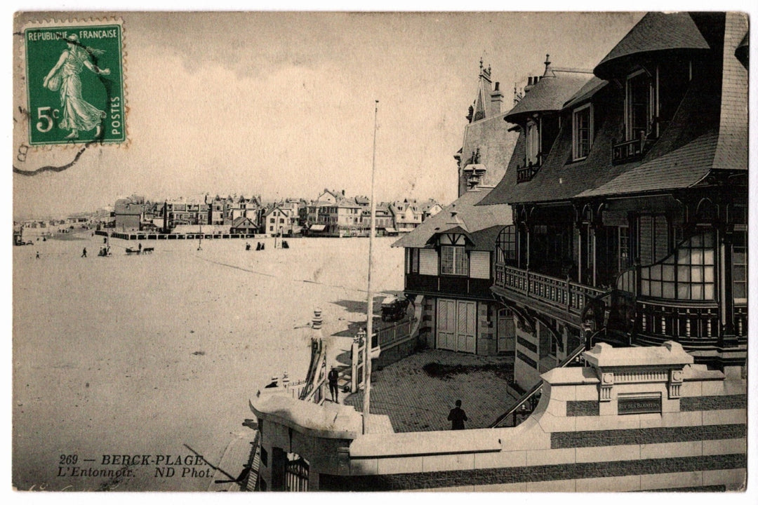 1907 Berck-Plage L'Entonnoir France TVC Vintage Postcard.