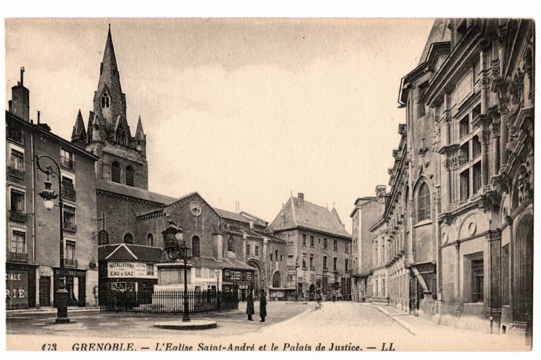 St Andre Church and Palace of Justice Grenoble France Vintage Postcard.