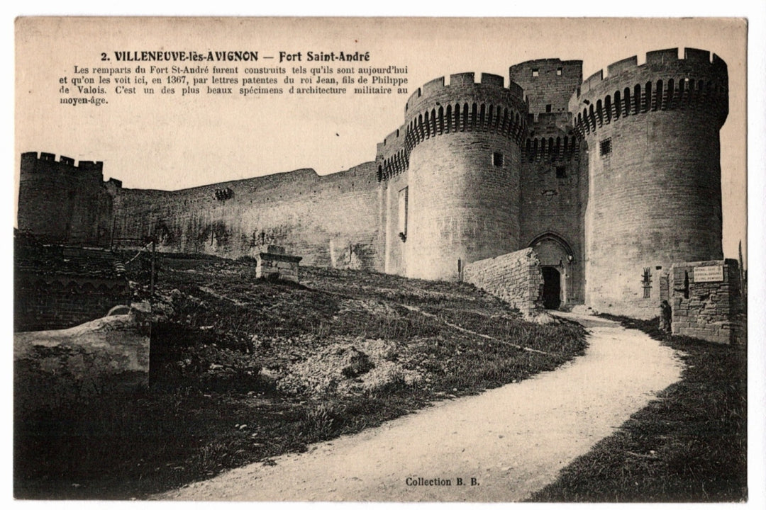 1905 Fort Saint-André in Villeneuve-lès-Avignon France Vintage Postcard.