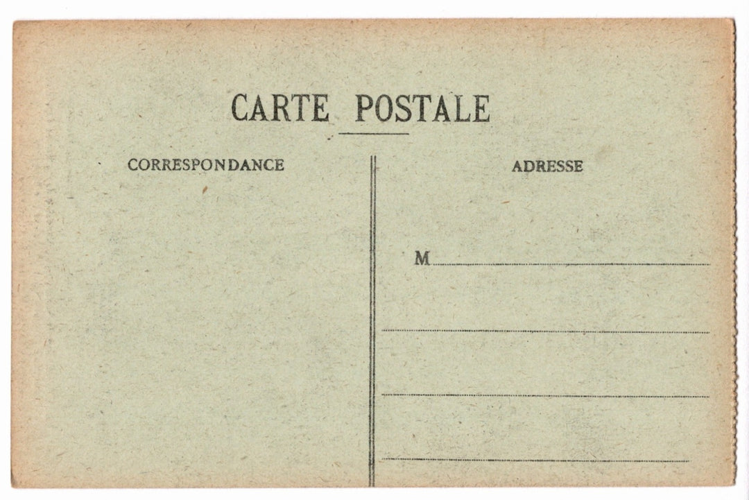 Vintage French postcard with text and address lines.