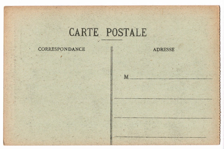 Vintage French postcard with text and address lines.