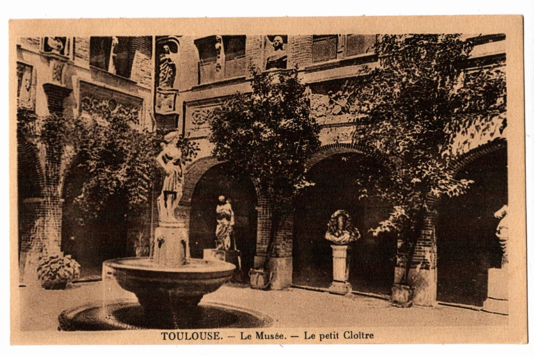 1920s Musée des Augustins Toulouse France Vintage Postcard.