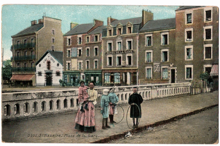 1900s Place de la Gare St. Nazaire France Vintage Postcard.