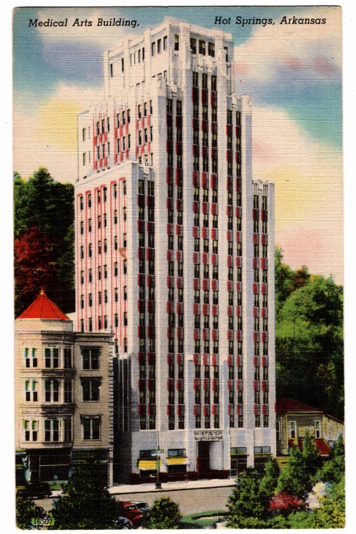 1943 Medical Arts Building Hot Springs AR Postcard.