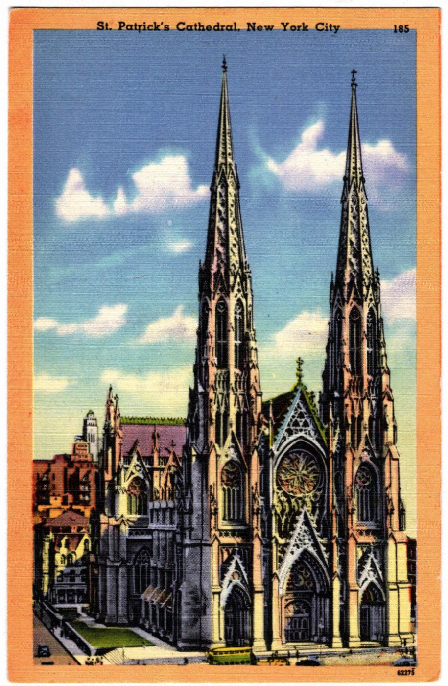 1943 St. Patrick's Cathedral New York, NY Postcard.
