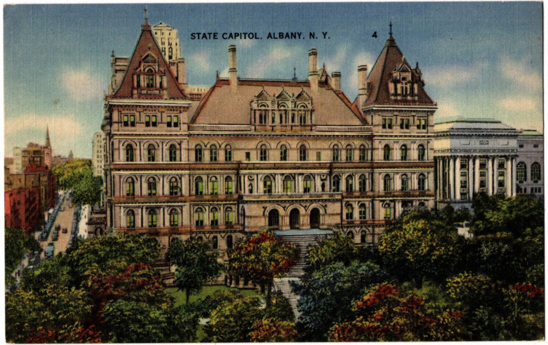 1944 State Capitol Albany NY Postcard.