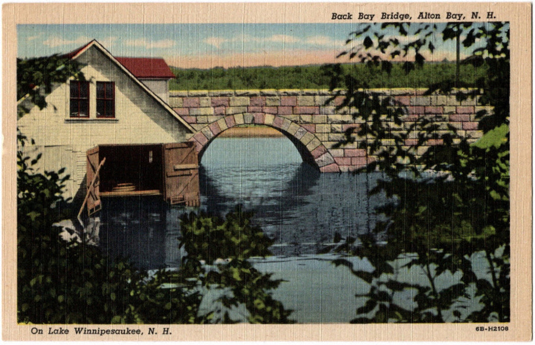 1946 Back Bay Bridge Alton Bay NH Vintage Postcard.