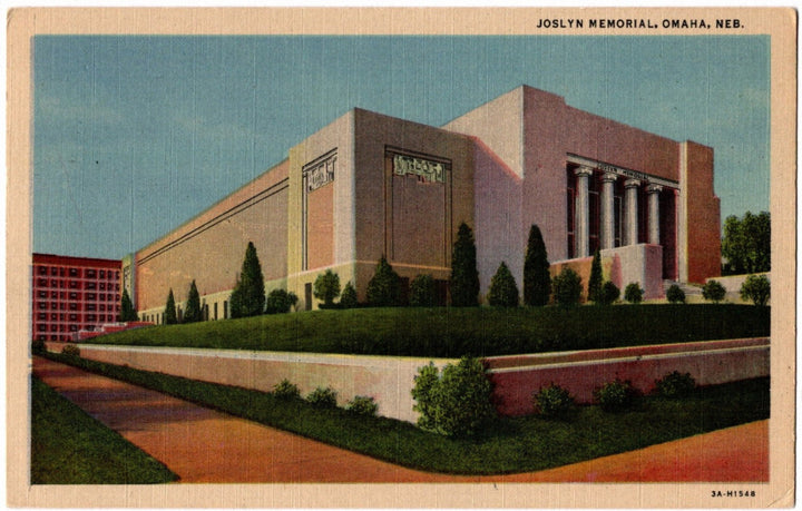 1933 Joslyn Memorial building in Omaha, Nebraska, vintage postcard.