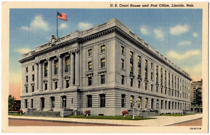 U.S. Court House and Post Office in Lincoln, Nebraska, vintage postcard.