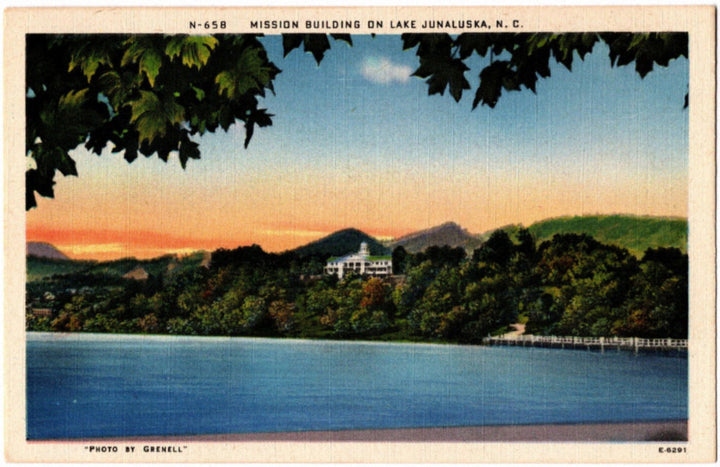 Vintage postcard of Lake Junaluska North Carolina.