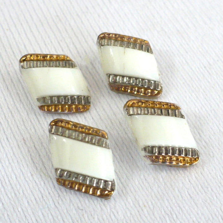 25L White Metallic White Glass Buttons