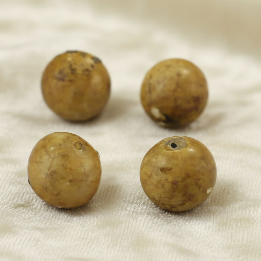 10L Set of 4 Victorian Shoe Buttons, 1/4".