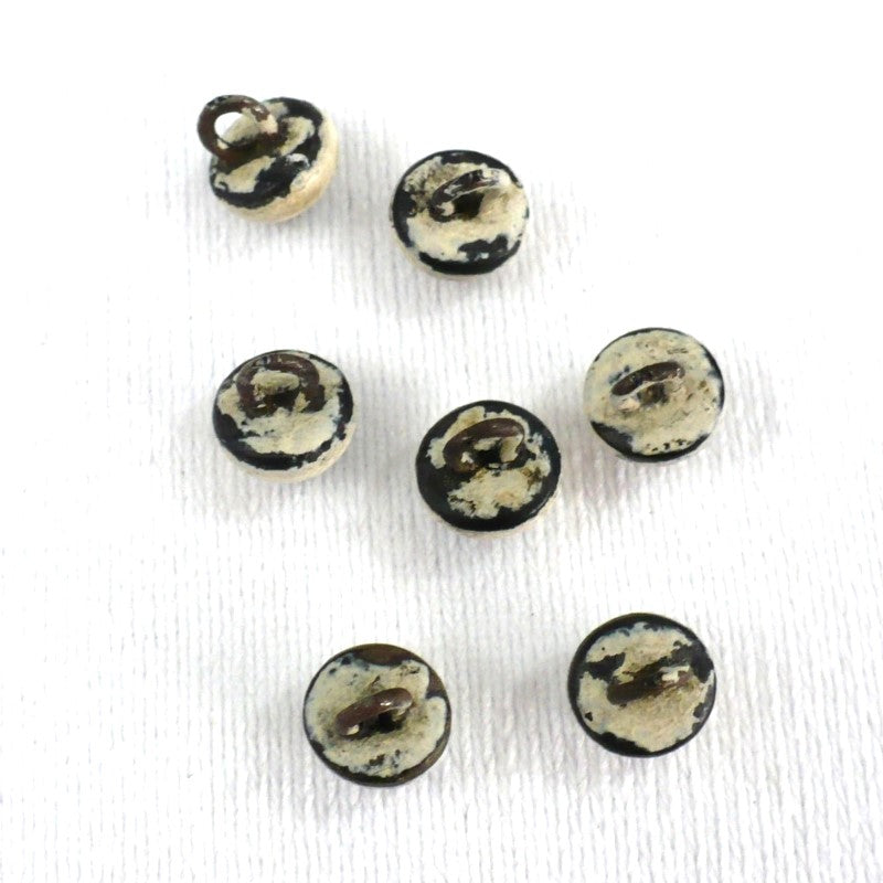 13L Diminutive White Shank Shoe Buttons