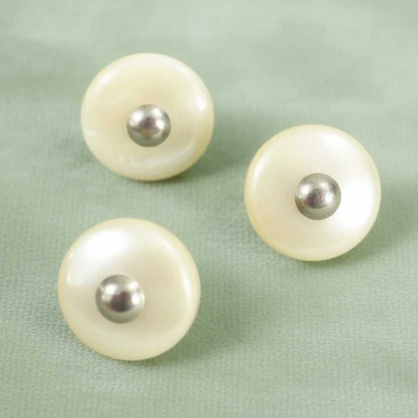 14L Set of Three 1800s Victorian Shell Pin Shank Buttons, 11/32".