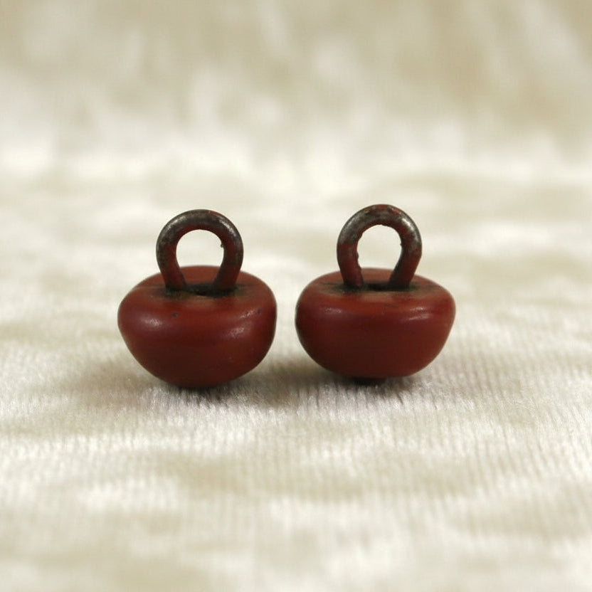 14L Set of Two Antique Brick Red Shank Buttons, 11/32".