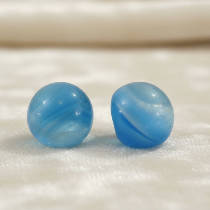 16L Set of Two Blue Glass Shank Buttons, 3/8".