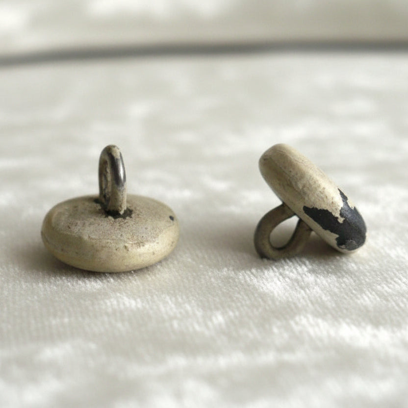 17L Set of Two White Pin Shank Shoe Buttons, 3/8".