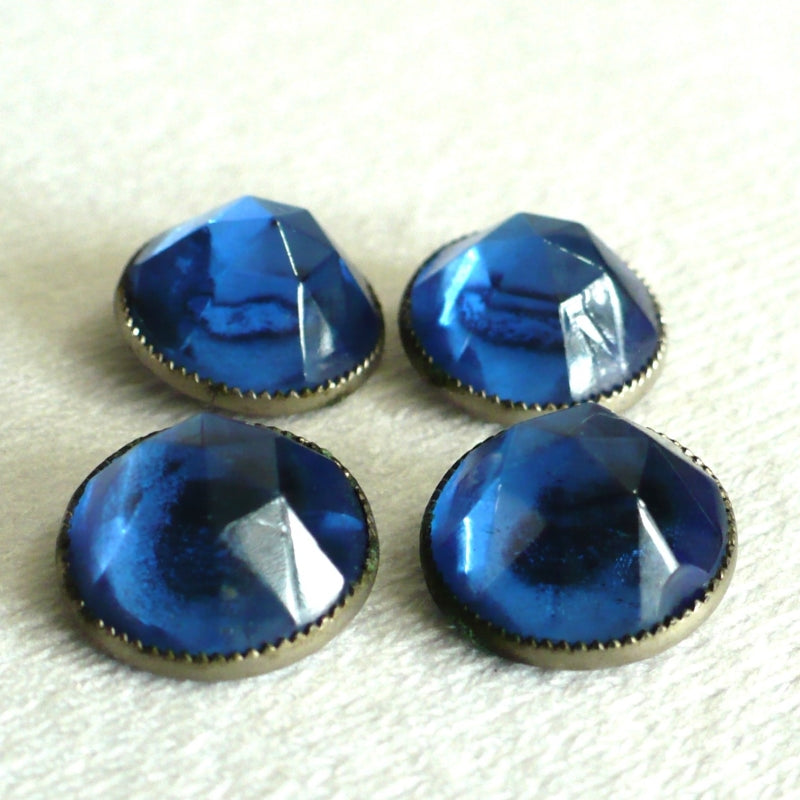 22L Cobalt Blue Glass Shank Buttons