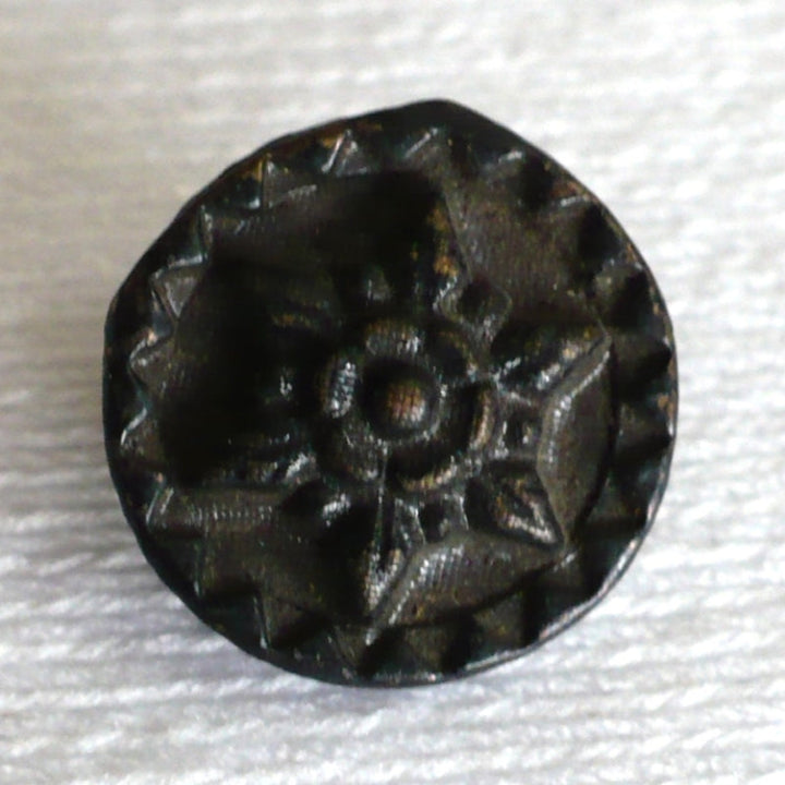 22L Set of Six Victorian Floral, Star Motif Metal Shank Buttons, 9/16".