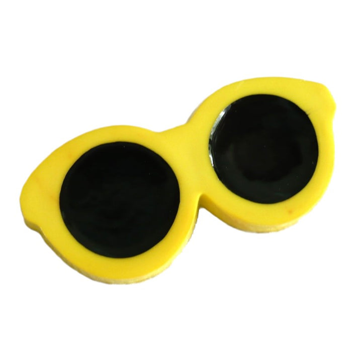 56L Yellow Sunglasses Button