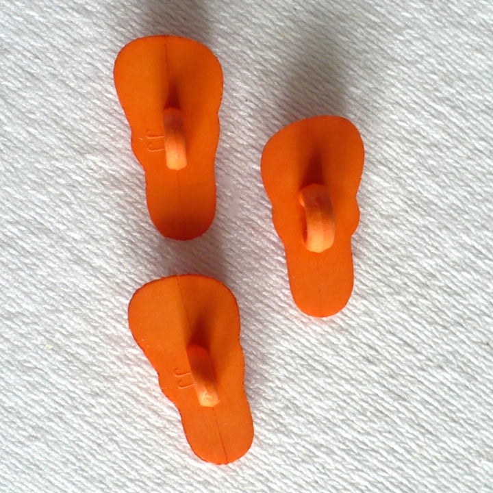 34L Orange Flip-Flops Buttons