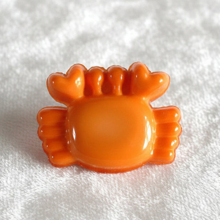 26L Sand Crab 1950-60s Kiddie Novelty Button 5/8".