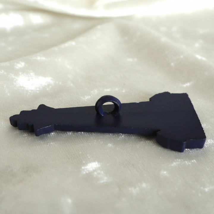 64L Navy Blue Lighthouse 1950-60s Kiddie Novelty Button 1 5/8", back.